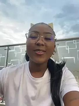 KisshaLove from StripChat