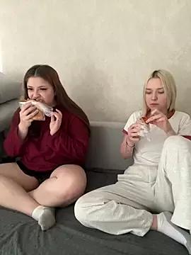 Photos of Kit_Lick from StripChat is Freechat