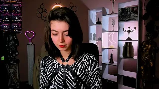 kitniss_dreamy from StripChat is Freechat