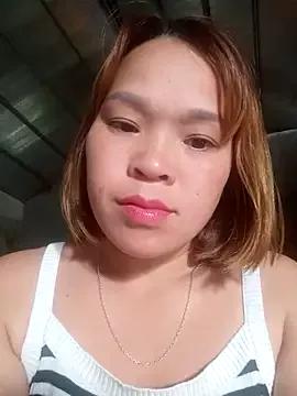 kitten-cute from StripChat is Freechat
