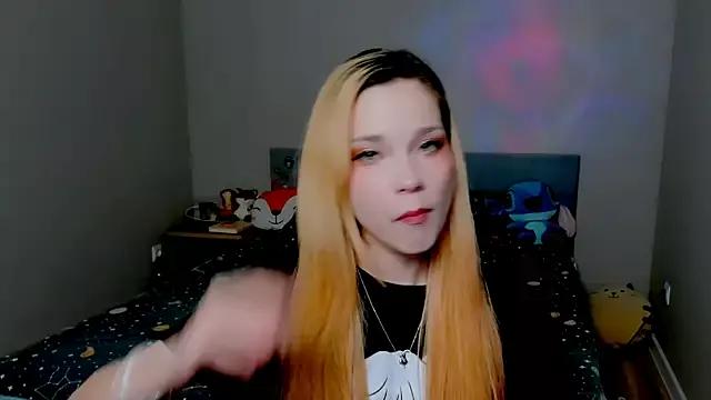 Kitten_Alissa from StripChat