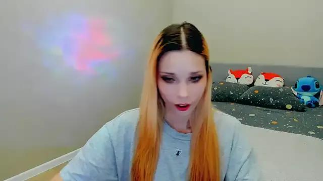 Kitten_Alissa from StripChat