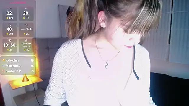 Kitten_Cam from StripChat