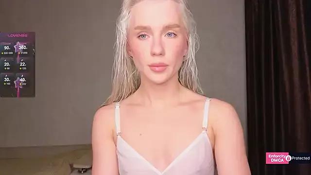 KittenFang from StripChat