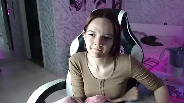 Kitti_study from StripChat