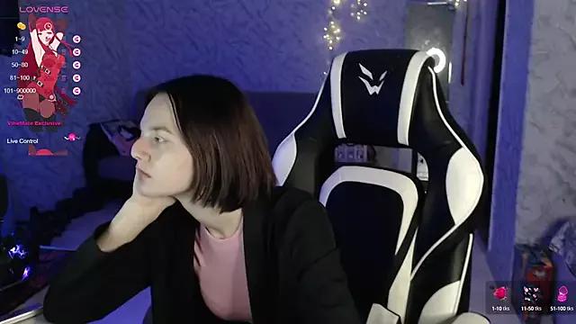 Kitti_study from StripChat