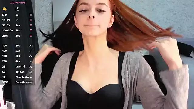 kitti_sweett from StripChat