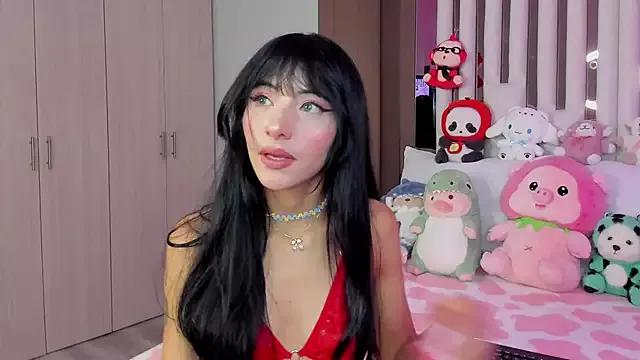 Kitty_Eliffe from StripChat