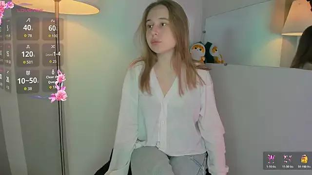 Kitty_kitty_kate from StripChat is Freechat