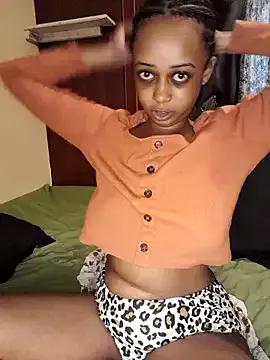 Photos of kitty_louise from StripChat is Freechat