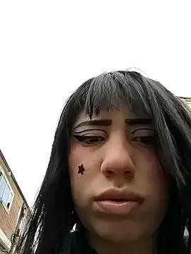Kitty_Melodi from StripChat is Freechat