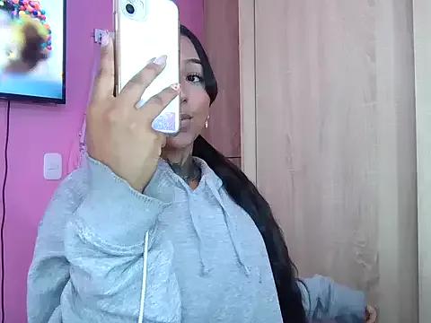 kitty_moon1 from StripChat