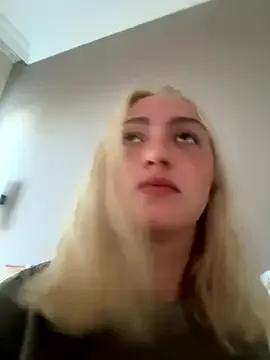 Kitty_Swetty from StripChat