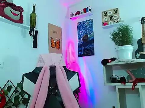 kitty_vaal from StripChat