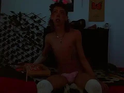 kitty_vaal from StripChat