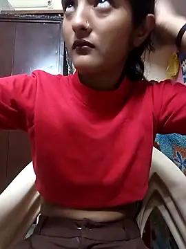 KittyBby14 from StripChat