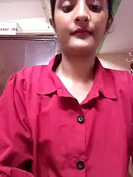 KittyBby14 from StripChat