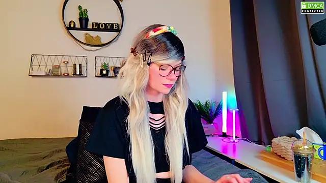 Dirty chat webcam: explore liveshows with versed models, from laying bare to fetishes, in a variety of sexy free adult webcams.