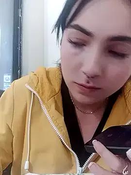 kittyMelvis from StripChat is Freechat