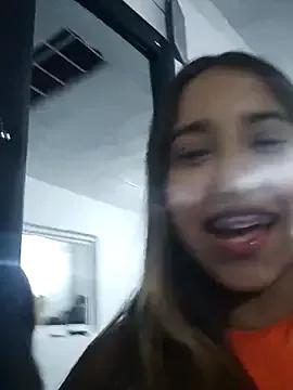 Kittyping17 from StripChat