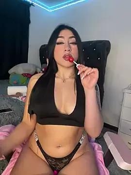 KittyRous from StripChat