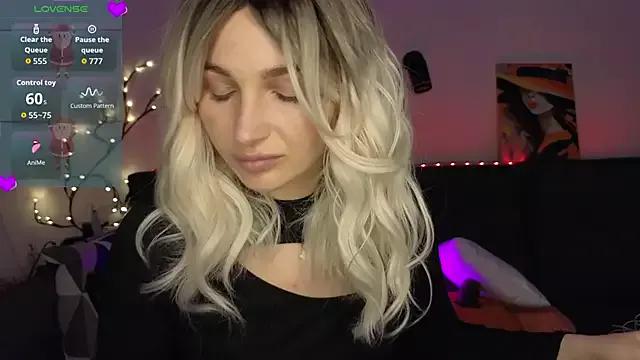 KittyYoda from StripChat