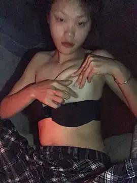 kity-cute from StripChat is Freechat