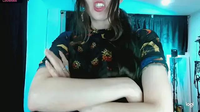 Kizzuky from StripChat