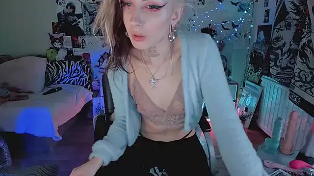 kkkrareX from StripChat