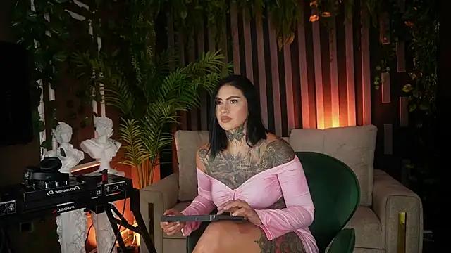 Kleeopatra_ from StripChat