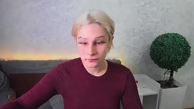 Kleo_Godde from StripChat is Freechat