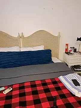 Kream_Cherry from StripChat is Freechat