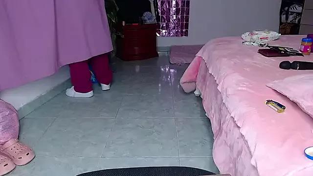 Kriisteen from StripChat is Freechat