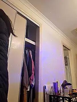 KrystalRoss from StripChat is Freechat