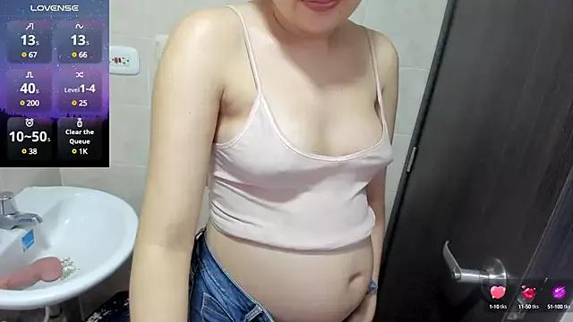 Kumi_27 webcams show profile image 