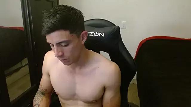 kv___xxx_ from StripChat