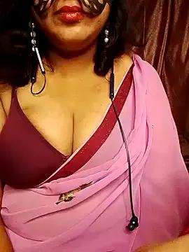 Laaly_Sona from StripChat