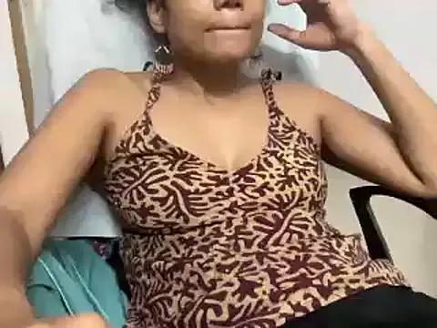 Laaylllaa from StripChat