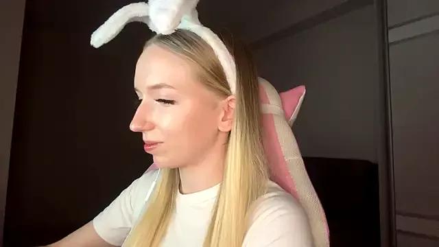 LaceDream from StripChat is Freechat