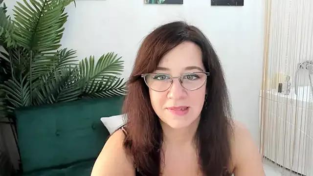 LaceWhisper from StripChat is Freechat