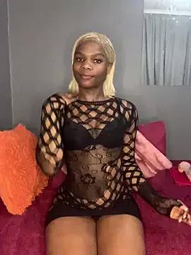 Lady-Amina from StripChat is Freechat