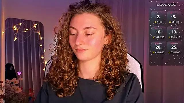 lady_curls from StripChat is Freechat
