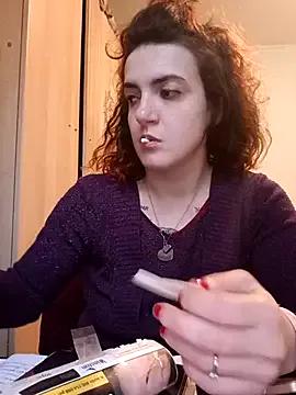 LadyMinnie from StripChat is Freechat