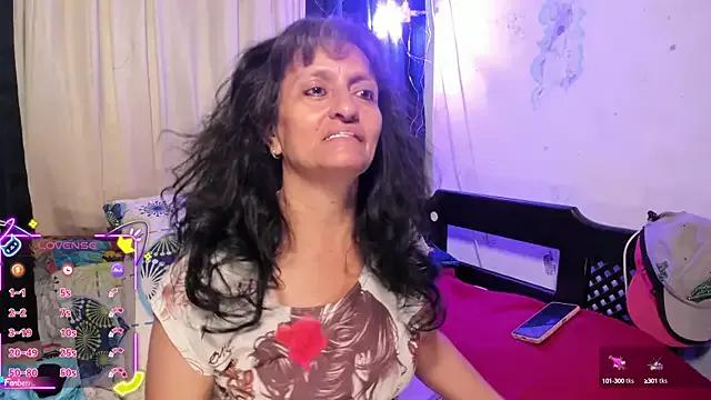 LadyPilar from StripChat is Freechat
