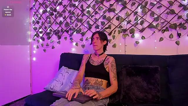 Laflur_ink from StripChat