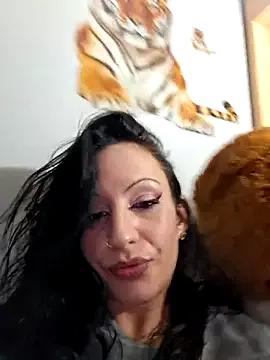 Lahxoridelsur webcams show profile image 