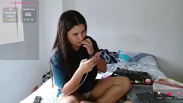 Laia_Gomez from StripChat is Freechat