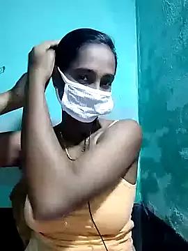 Laila-20 from StripChat
