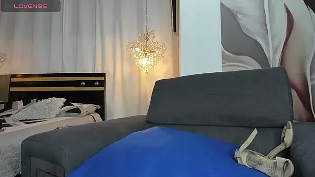 laliItaclark from StripChat is Freechat