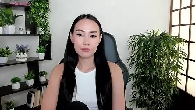 Lalisa_Black from StripChat